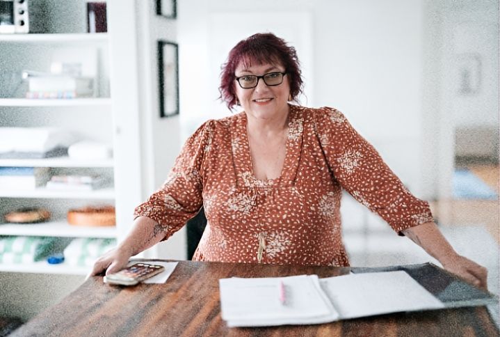 sarah-lange-bio-picture